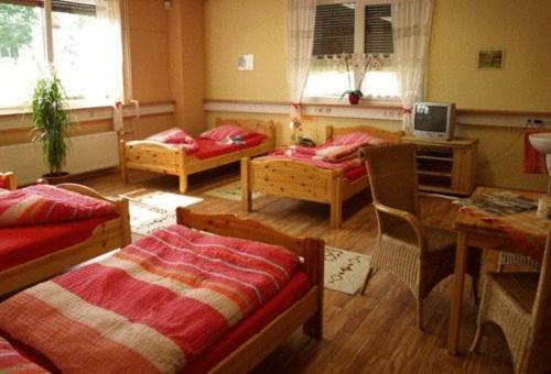 Econo Motel Goelzer بوخنبورن المظهر الخارجي الصورة